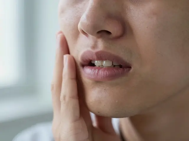 Co způsobuje bolest předních zubů a jak ji zmírnit?